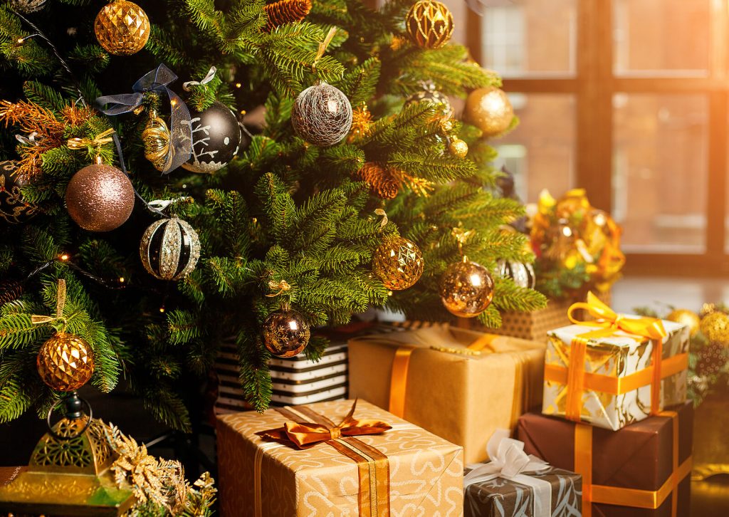 The Environmental Cost of Christmas Pollution | Commercial Waste